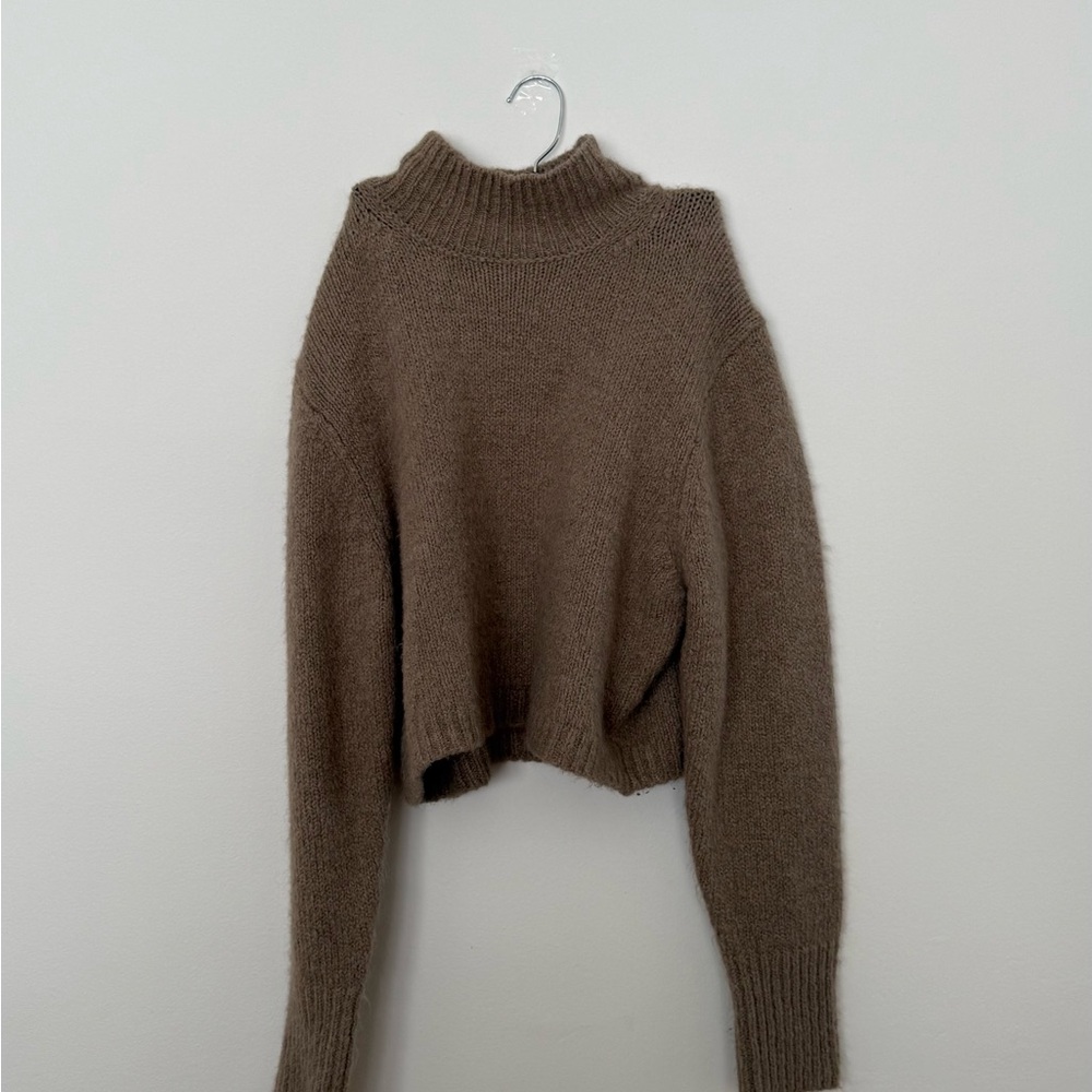 Zara Brown Women's Sweater